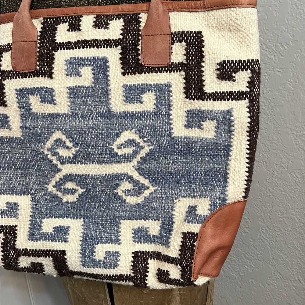 ANTHROPOLOGIE MO&CO. LEATHER & WOOL LARGE TOTE BAG - Picture 2 of 16
